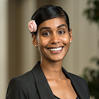 Photo portrait of Zarina Hall