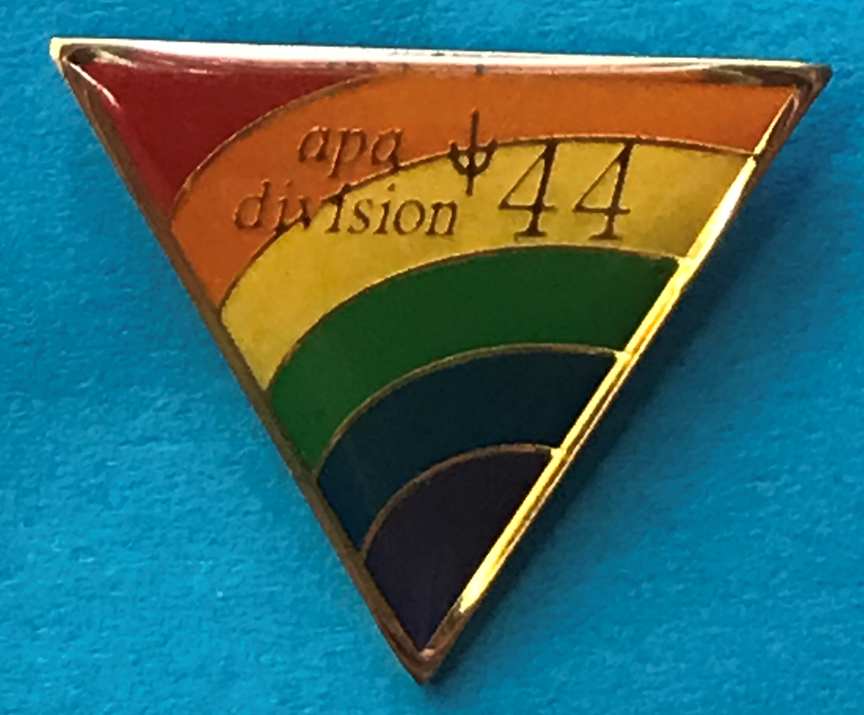 photo of a Div 44 lapel pin.